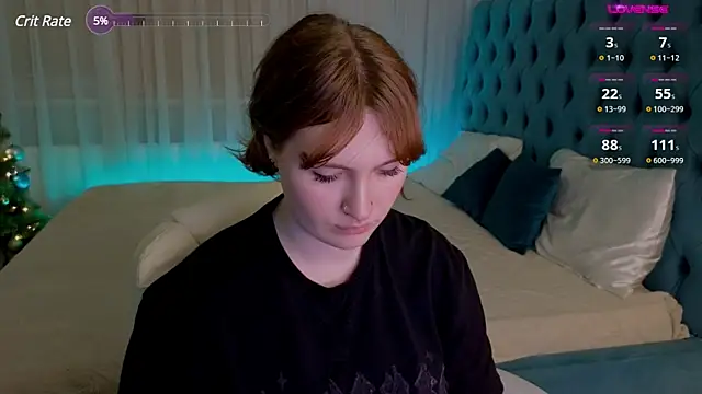 Snapshot of _Chlo__e chatting on 12-18-24, 04:31 Chlo e online show from 12-18-24, 04:31