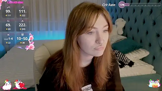 Snapshot of _Chlo__e chatting on 02-08-25, 10:08 Chlo e online show from 02-08-25, 10:08
