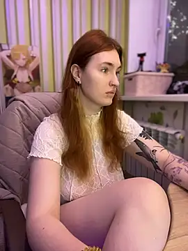  Chlo  e online show from 11-20-25, 12:38