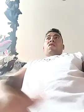 Diego leon27 online show from 01-28-25, 06:49