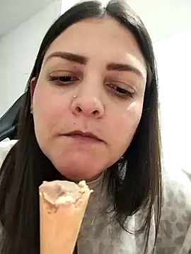 Mia Hampton online show from 02-03-26, 11:21