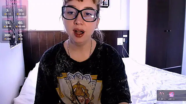 Snapshot of Cosmo_Riri chatting on 01-30-25, 05:19 Cosmo Riri online show from 01-30-25, 05:19