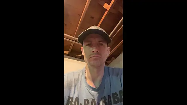 Snapshot of KBONE36 chatting on 02-20-26, 07:54 KBONE36 online show from 02-20-26, 07:54