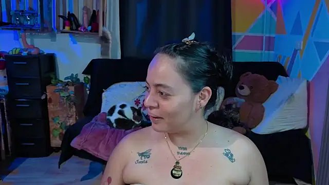 Cuttiealice online show from 09-10-25, 05:35