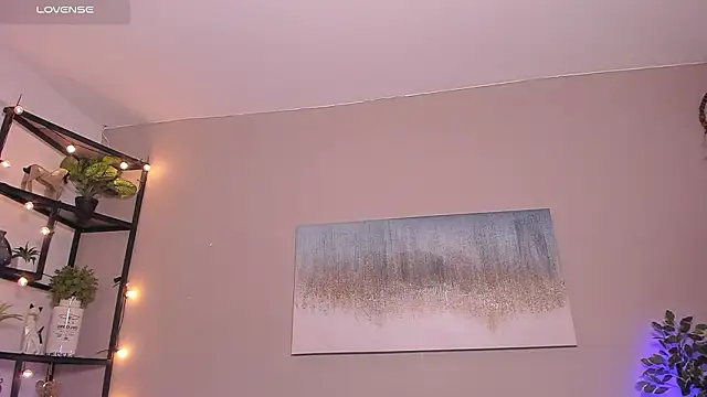 Briana Wells  online show from 02-17-26, 12:45