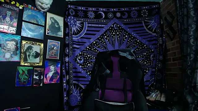 Yourmadame P online show from 09-24-25, 10:57