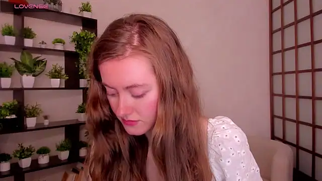 KateCuddle online show from 10-22-25, 02:45