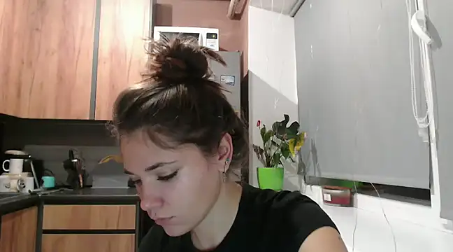 delightful sofi online show from 12-19-24, 04:13