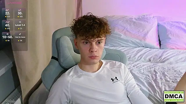 Snapshot of cute_thomas chatting on 10-29-25, 07:37 cute thomas online show from 10-29-25, 07:37