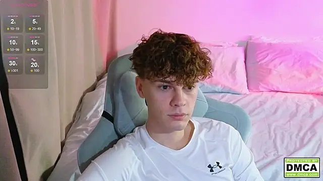 Snapshot of cute_thomas chatting on 11-11-25, 03:01 cute thomas online show from 11-11-25, 03:01