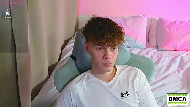 Snapshot of cute_thomas chatting on 11-12-25, 03:56 cute thomas online show from 11-12-25, 03:56