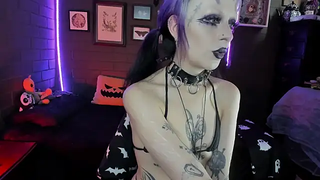 insania 9999  online show from 10-09-25, 05:00