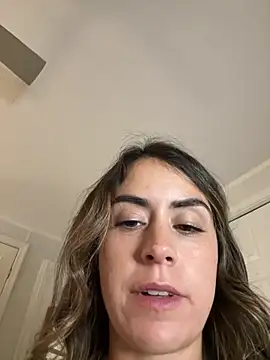 Snapshot of Wetbabygirlxo chatting on 09-29-25, 01:11 Wetbabygirlxo online show from 09-29-25, 01:11