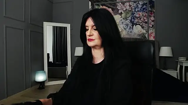 DomMelissaW online show from 12-21-24, 03:14