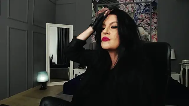 DomMelissaW online show from 01-09-25, 08:55