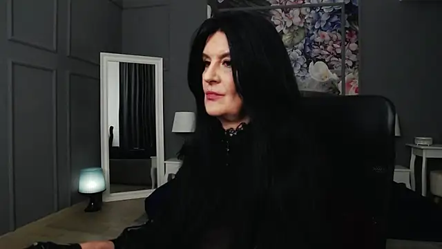 DomMelissaW online show from 02-16-25, 02:09