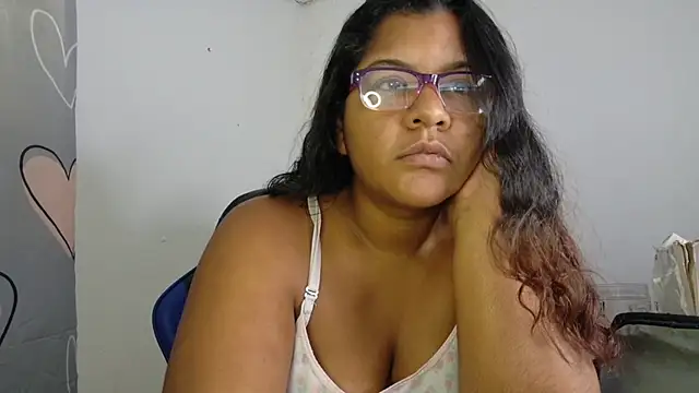 victoris online show from 11-18-25, 04:33