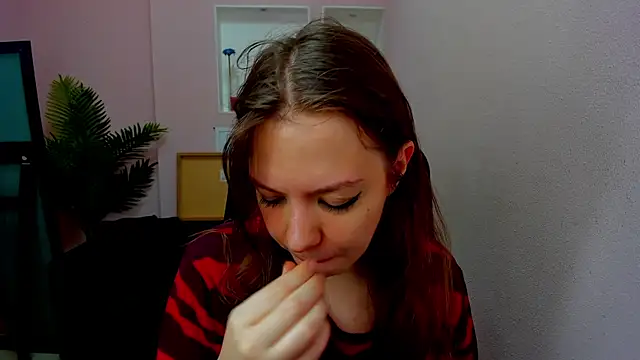 Persephoni online show from 11-07-25, 08:31