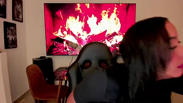 brunetenikole02 online show from 10-18-25, 02:03