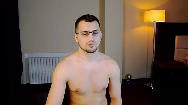 Snapshot of Friend12321 chatting on 02-16-25, 08:21 Friend12321 online show from 02-16-25, 08:21