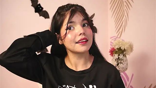 dianebleu online show from 11-04-25, 04:33