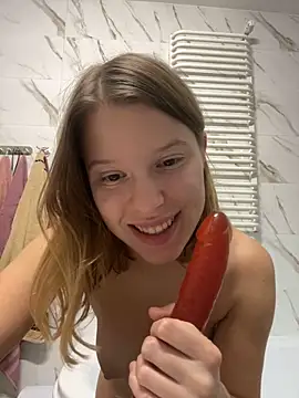 kimczii online show from 10-30-25, 07:47