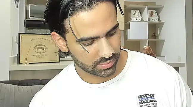 BradleySmithx online show from 12-20-24, 01:03