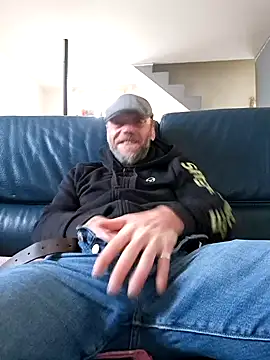 eddouxxx78 online show from 01-06-25, 10:57