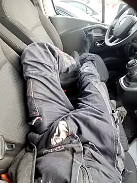 eddouxxx78 online show from 12-17-25, 11:38