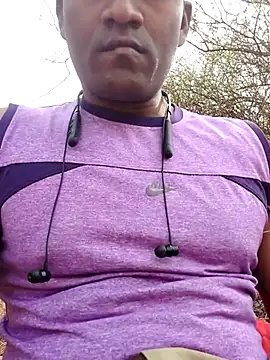 Snapshot of pritamkr69 chatting on 03-04-25, 08:46 pritamkr69 online show from 03-04-25, 08:46