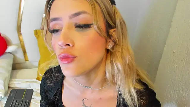 Sabrina Cole online show from 02-19-25, 03:39