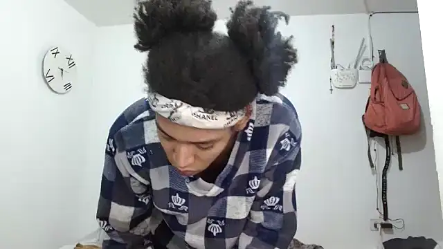 angelamarie1 online show from 11-09-25, 03:43