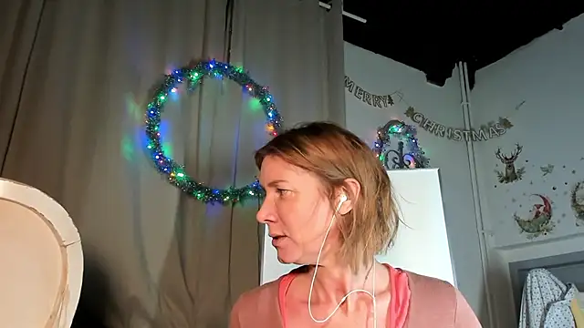Lola Belgium online show from 01-20-25, 05:37
