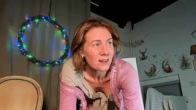 Lola Belgium online show from 01-22-25, 09:32