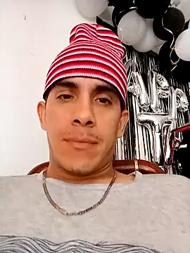 LarryCapija online show from 10-10-25, 08:08
