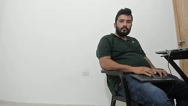 Snapshot of isearchcompany chatting on 10-16-25, 10:33 isearchcompany online show from 10-16-25, 10:33