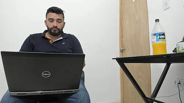 Snapshot of isearchcompany chatting on 10-31-25, 08:54 isearchcompany online show from 10-31-25, 08:54