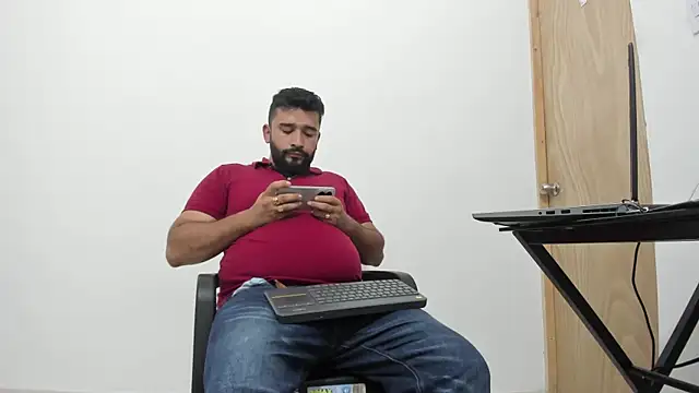 Snapshot of isearchcompany chatting on 11-02-25, 05:37 isearchcompany online show from 11-02-25, 05:37