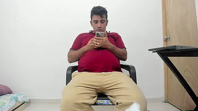 Snapshot of isearchcompany chatting on 11-26-25, 03:18 isearchcompany online show from 11-26-25, 03:18