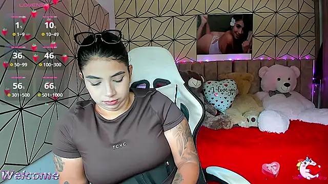 vane lopez  online show from 09-22-25, 05:26