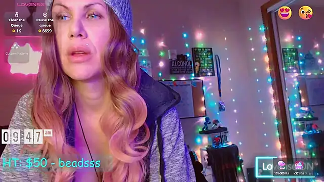 EmmaIsHere online show from 12-20-24, 04:46