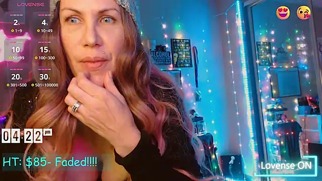 EmmaIsHere online show from 12-27-24, 11:21