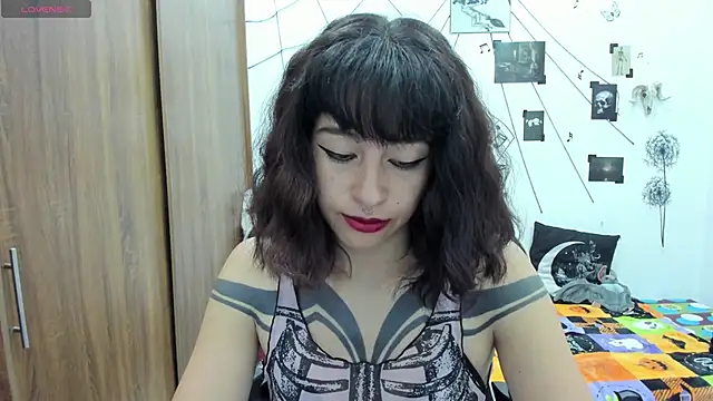 yunkodolly666 online show from 03-04-25, 09:00