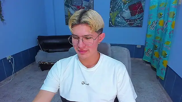 patrik 027 online show from 11-25-25, 08:09