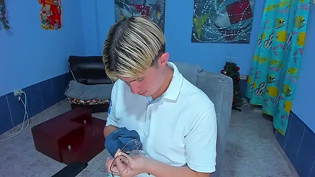 patrik 027 online show from 12-05-25, 06:11