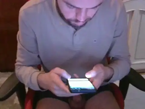 Snapshot of chadhandsome chatting on 10-16-25, 06:53 chadhandsome online show from 10-16-25, 06:53