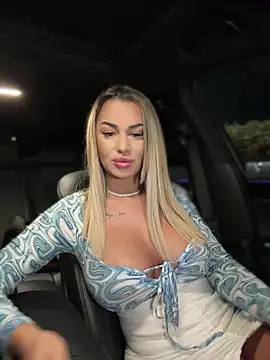 KirstieVegas online show from 12-18-24, 05:10
