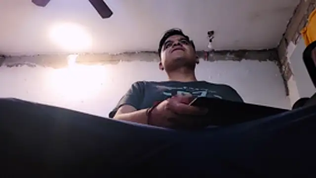 Snapshot of thor000089 chatting on 10-20-25, 06:03 thor000089 online show from 10-20-25, 06:03