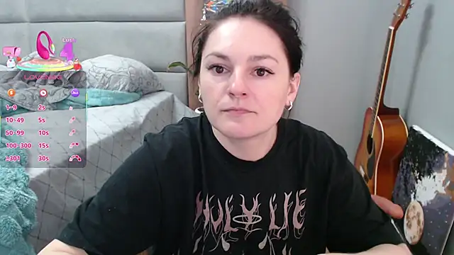 Stacy Davice online show from 02-18-25, 12:39