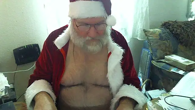 SexySantaC online show from 12-19-24, 07:29